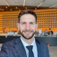 16000+ "Fortune" profiles