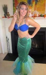 Diy Mermaid Halloween Costume Love The Tull At The Bottom Tulle Is What I Ll Use To Lengthen Mia S Target Mermaid Costume Diy Ariel Costume Diy Mermaid Diy