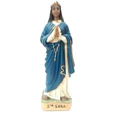 Santa sara milagrosa, protetora do povo cigano, abençoe a todos nós, que somos filhos do mesmo deus. Statue Of Saint Sarah