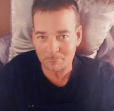 Stephanie Lyons's Instagram, Twitter & Facebook