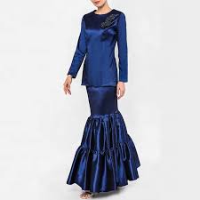 Model baju kebaya modern terbaru 2020/2021 untuk pesta pernikahan kebaya ini di desain oleh @ivorystudio kalian bisa. Baju Kurung Modern Wanita Baju Kurung Modern Duyung Bermanik Buy Wanita Muslim Gaun Malam Gaun Manik Manik Putri Duyung Baju Kurung Modern Putri Duyung Baju Kurung Modern Product On Alibaba Com