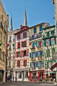 Bayonne Dans Le Pays Basque Pays Basque Bayonne Tourisme Bayonne