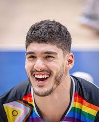 Adrian Bonfil's Instagram, Twitter & Facebook