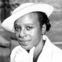 Minnie Solomon's Instagram, Twitter & Facebook