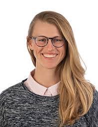 Robyn Finley's Instagram, Twitter & Facebook