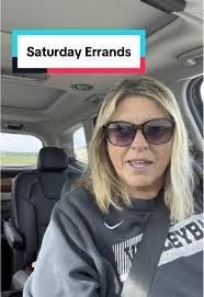 Tracy Casey's Instagram, Twitter & Facebook