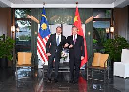 China embassy in malaysia, kuala lumpur, malaysia. Wang Yi Holds Talks With Malaysian Foreign Minister Hishammuddin Hussein