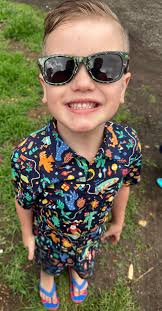 Never worked in mining but enjoyed weekly walks with my Pop-Pop to our  local strip mine area. Nothing beat sitting there watching the shovels,  drag lines, ukes and such. Great way for