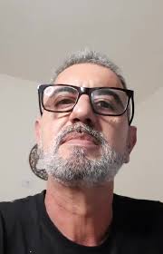 um bate papo incrível com o renomado maquiador Beto França.. , confere  aí..., @klassvough