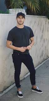 Summer Outfit Inspiration With A Navy T Shirt Navy Hat Dark Was Denim Wrist Accessories No Show Socks Na Spring Outfits Men Denim Outfit Men Summer Outfits Men