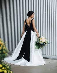 Black And White Ball Gown Wedding Dresses Scoop Big Bow Bridal Gowns Ball Gowns Wedding White Ball Gowns Bridal Ball Gown