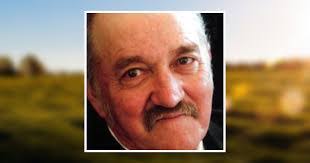 Daniel Cecil's Instagram, Twitter & Facebook