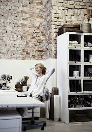 Even if painting the interior brick wall is not difficult. Half Painted Brick Wall Very Urban Interior Design Home Half Painted Walls Interior Design