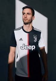 Juventus will debut the new jersey on sunday 12 may, when they take on roma in the third final match of the serie a season. Adidas Launch Juventus 2019 20 Home Shirt Soccerbible