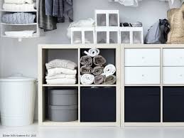 Etajera Kallax Te Ajută Să Iți Organizezi Mai Bine Lucrurile și Să Le Ai La Indemană Atunci Cand Te Grăbești Www Ikea Ro Ikea Drona Ikea Lagerung Kallax Regal