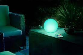 Philips hue ist sicherlich die bekannteste und auch verbreitetste marke, wenn es um smarte beleuchtung geht. Konkurrenz Fur Die Philips Hue Go Die Neue Homekit Lampe Elgato Eve Flare Hueblog De