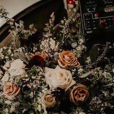 It was incorporated in 1653 and still know for its beautiful period architecture. Seacoast Floral And Garden Guide Seacoast Lately