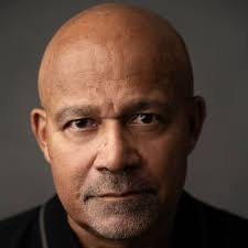 Julia Boyce (@worldofsmudge)