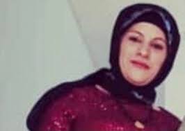 MeryemYılmaz İstanbul Esenyurt'ta tanıdığı erkek Erdal Dönmez tarafından  bıçaklanarak öldürüldü. Meryem'in daha önce ölüm tehditleri aldığı ortaya  çıktı. Yetkililer görevini yapsa Meryem hayatta olabilirdi. Kaçan fail  yakalansın, Meryem için adalet ...