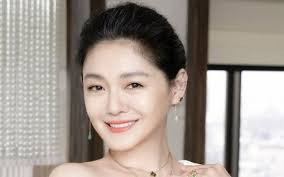 Chồng cũ Từ Hy Viên mang tiếng "đạo đức giả", vợ "hot girl" cầu xin netizen  1 điều