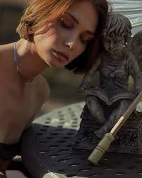 Anna Lerman (@annaleovalerie) • Instagram photos and videos