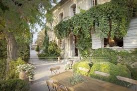 Belle Bastide Proche De Bonnieux Avec Une Vue Maison En Provence Jardin Maison Belle Maison