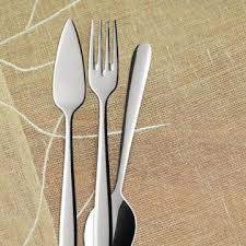 The exciting design of the world menagerie gobin 16 piece dinnerware set looks lovely in a contemporary or transitional setting. Villeroy Boch Porcelain Glass Cutlery