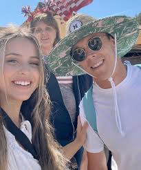 Tina Ruff (@tinadanielle_ruff) · Instagram 照片和视频