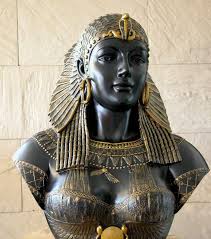 Cleopatra Queen Of Egypt And The Last Pharaoh She Was 17 Or 18 When She Became Queen Cleopatra Was A Shrewd Politician Egyptian History Egypt History Egypt