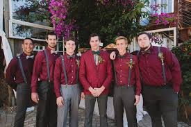 Black And Burgundy Groomsmen Suits Burgundy Groomsmen Groomsmen Attire Gold And Burgundy Wedding Burgundy Wedding