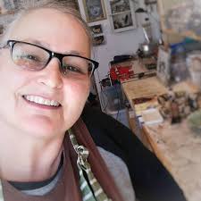 A thousand years ago, I took a formative summer course in bookmaking  @lahavebakery put