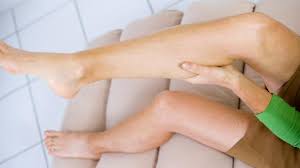 How to use a blood pressure cuff at home. Know The 5 Warning Signs Of A Dvt Blood Clot In Your Leg