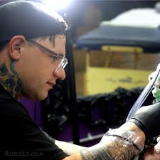 Профил за Wade Titus