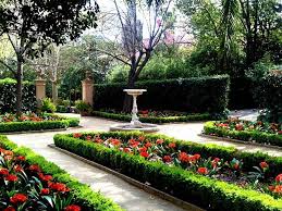 Jardins De La Tamarita Si Te Apetece Desconectar Del Ajetreo Mundano O Simplemente Tener Una Cita En Un Sitio Inti Guia Turistico Barcelona Lugares Barcelona