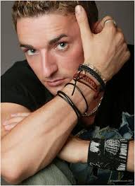 Warren Bacci the Bargo-Scozzese singer