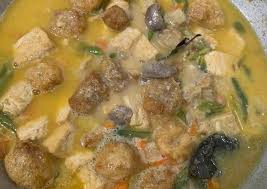 Spices mixture includes chili pepper, shallot or onion, ginger, lime leaves, lemongrass, lime juice, coo. Cara Mudah Membuat Gulai Tauco Hati Ayam Resep Enyak