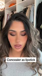 Nude lips #makeup #makeuptutorial #makeupartist #tipoffheday #makeuphacks  #makeuptips #anbefaling #sminke #sephora #matas #dansktiktok #fordigdenmark  #piger #fyp #foryou