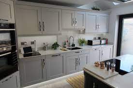 Shaker style beech wood effect kitchen units, worktops tuscany grown granite laminate, appliances, including the sink. 8 Dove Grey And Graphite Kitchen Ideas Stunning Kitchens Kitchen Grey Kitchen