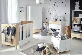 Blanc mat et bois hêtre matelas en option fabrication européenne livraison intérieur. Chambre Bebe Complete Mobilier Bebe A Prix Mini Jurassien