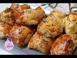 Bo Borekler 10 Dakikada Hazirlaniyor Ve Citir Citir Oluyor I Baklavalik Yufkadan Zarf Borek Tarifi Youtube 2020 Gida Yemek Tarifler
