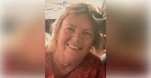 Jacquelyn Leonard's Instagram, Twitter & Facebook