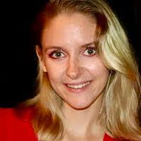 Emilia Savage's Instagram, Twitter & Facebook