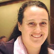 Laura Faye's Instagram, Twitter & Facebook