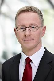 Cryptocurrency investors risk "total loss"