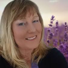 Marta Cisneros (@Vinoswirl)