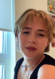 Creative Outfit Change Transitions for Video Effects