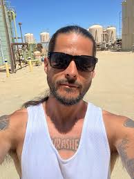 Photoshop compositing preparation with white backgrounds