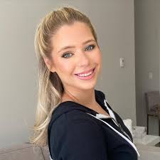 Sami Myers (@__theglossboss__) • Instagram photos and videos