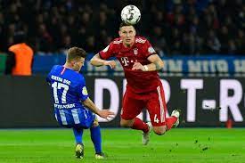 Jarsteins abstoß wird von ibisevic verlängert. Dfb Pokal 2 3 Gegen Den Fc Bayern Der Traum Von Hertha Bsc Bleibt Unerfullt Sport Tagesspiegel