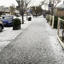 A Rare Sight Snow In Hahndorf South Australia July 2016 Australia Photos Birds Of Australia South Australia